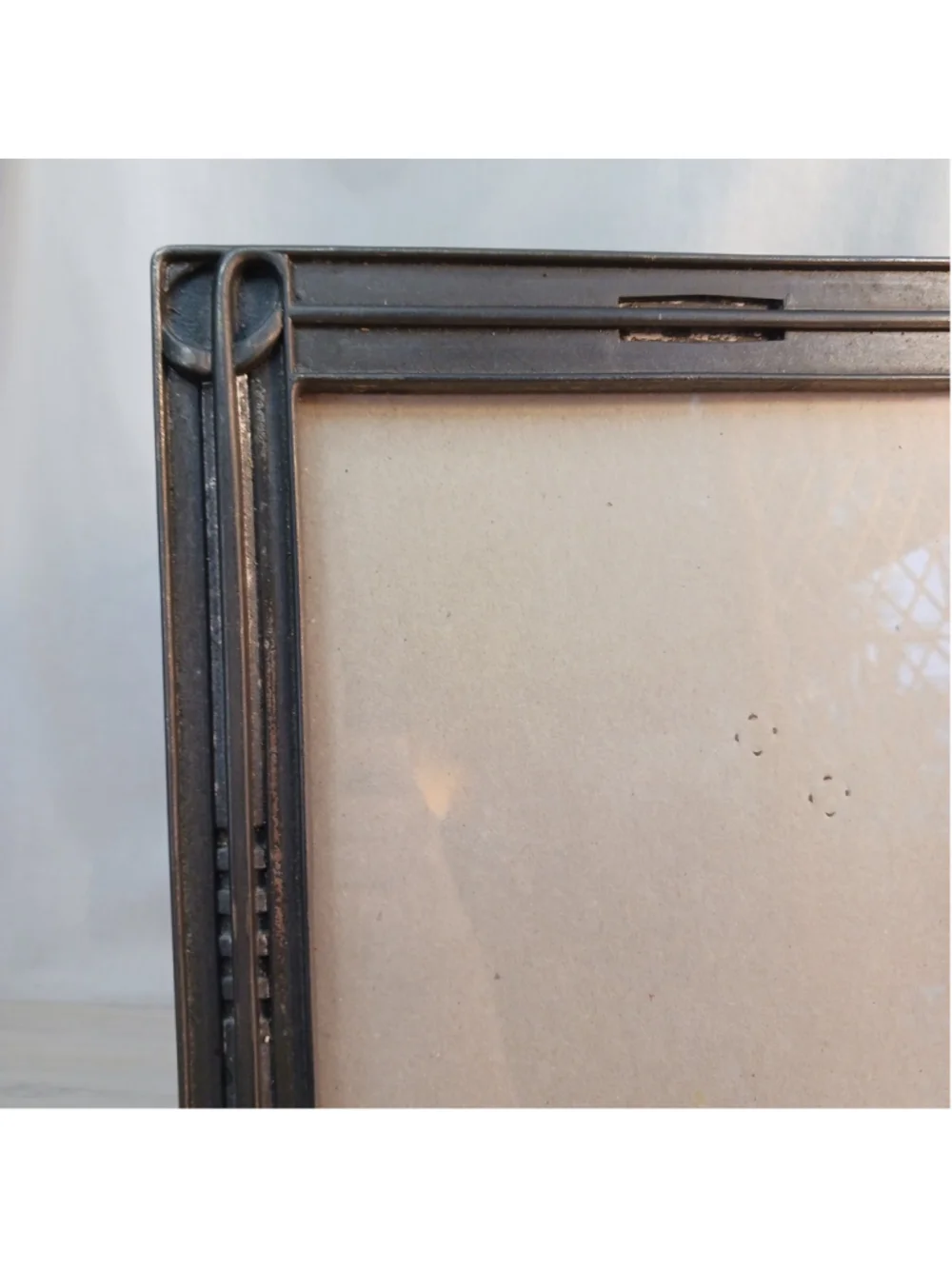 Vintage Art Deco Style Cast Metal Picture Photo Frame 8x10 Heavy Table Top Easel
